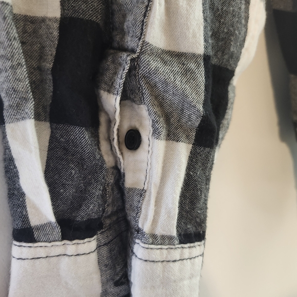 TIME AND TRU TM Women's Long Button Down Flannel Shirt Size XL (16-18) - Picture 4 of 7